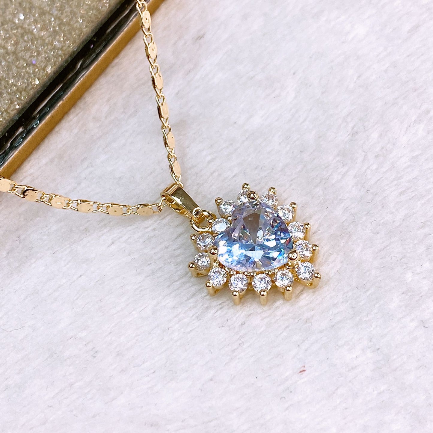 Collar de Chapa de Oro CC2322-1