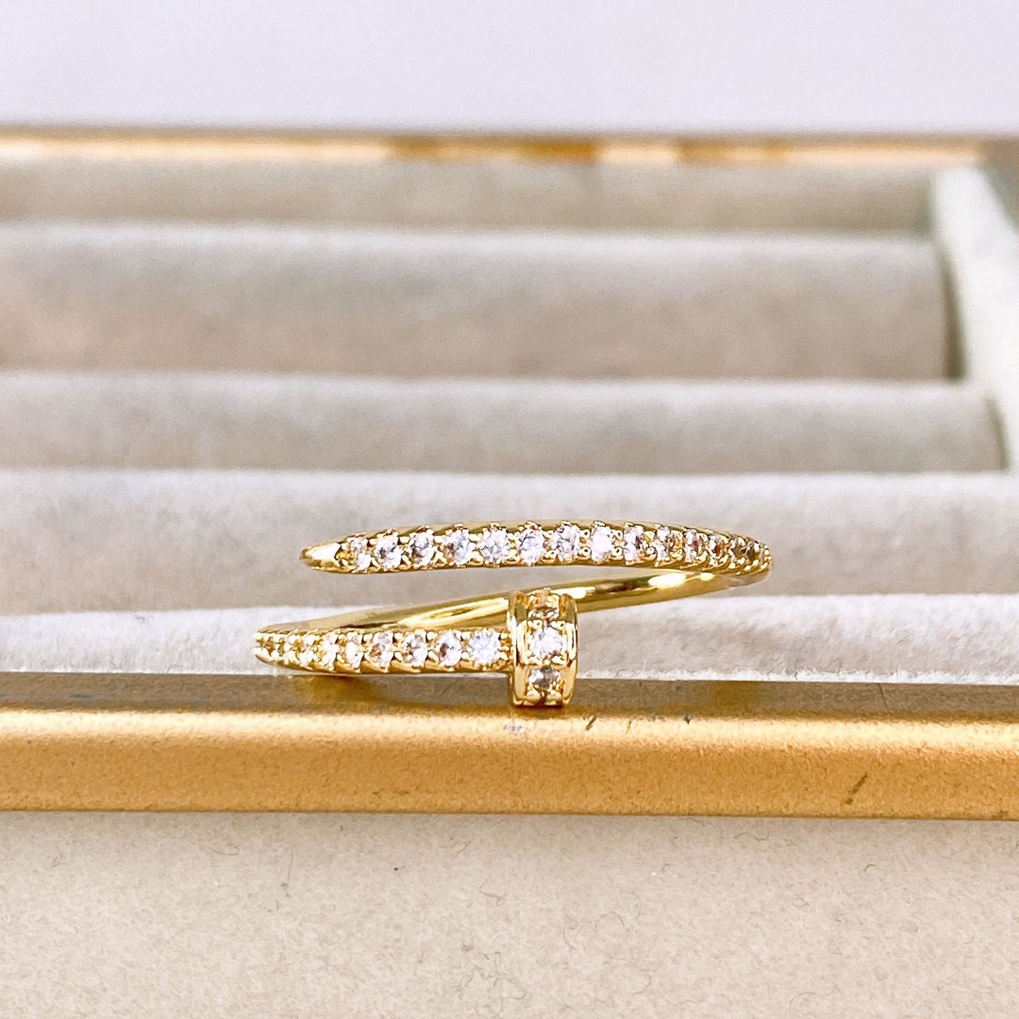 Anillo de Chapa de Oro Ajustable ACO1544-1