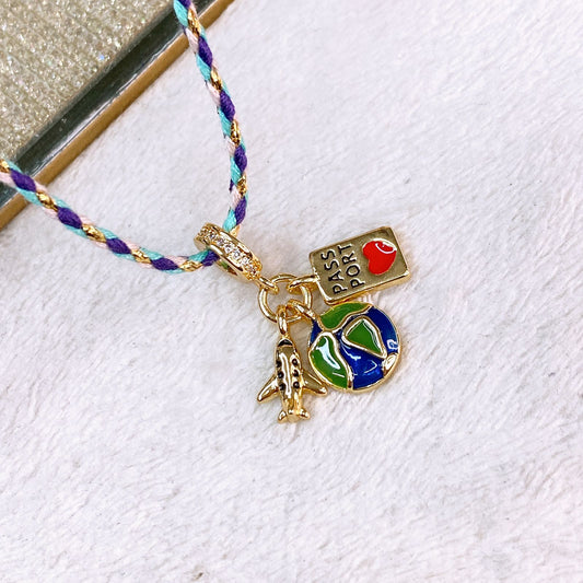 Collar Trenzado con Dijes de Chapa de Oro CC2383-1