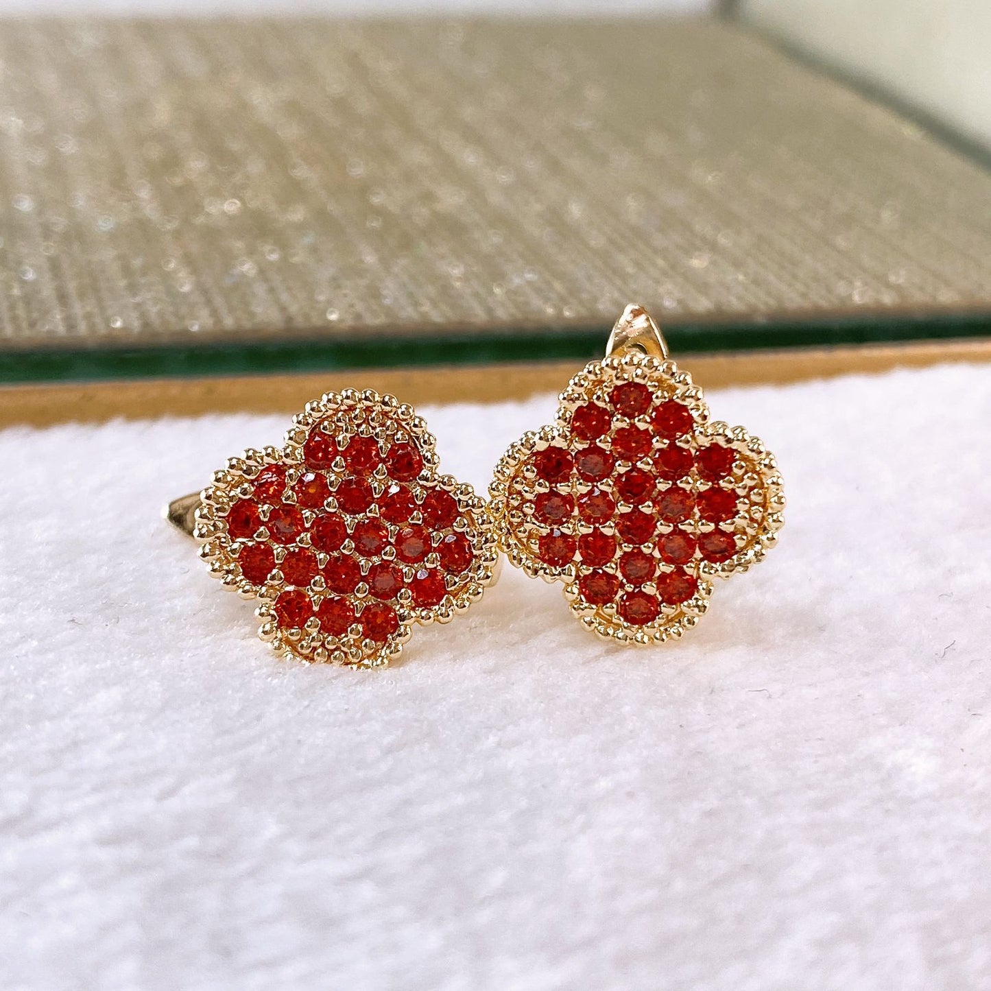 Arete de Chapa de Oro COA2533-4