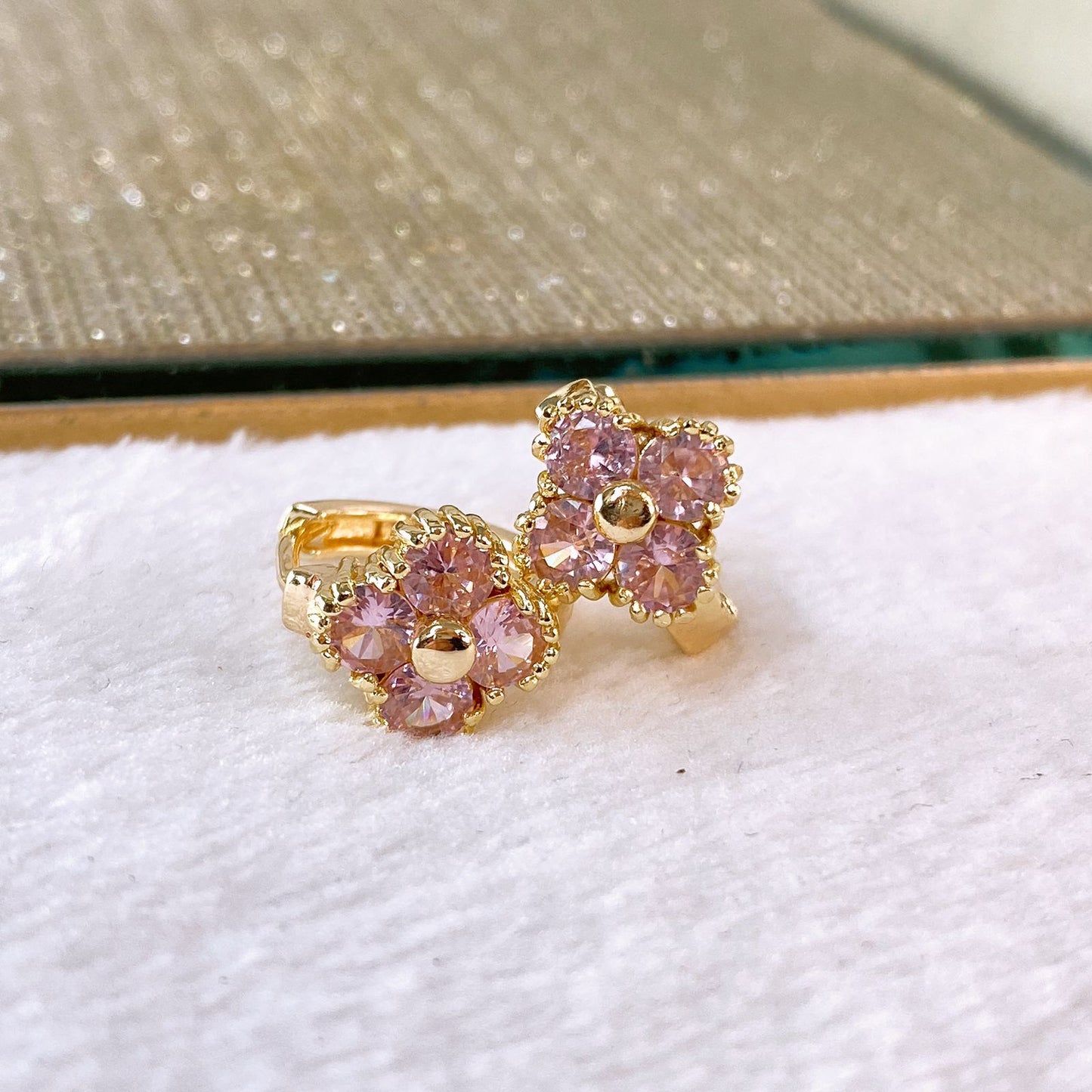 Arete de Chapa de Oro COA2534-2