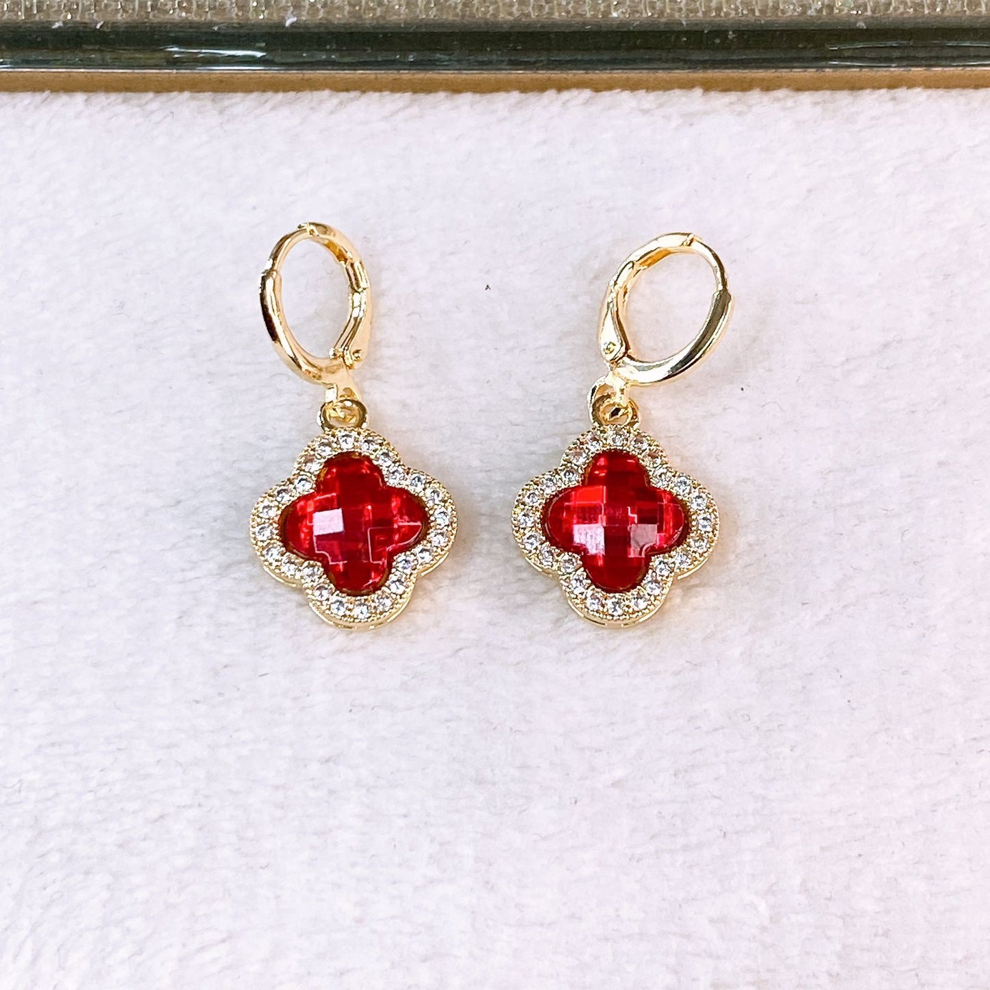 Arete de Chapa de Oro COA2617-2