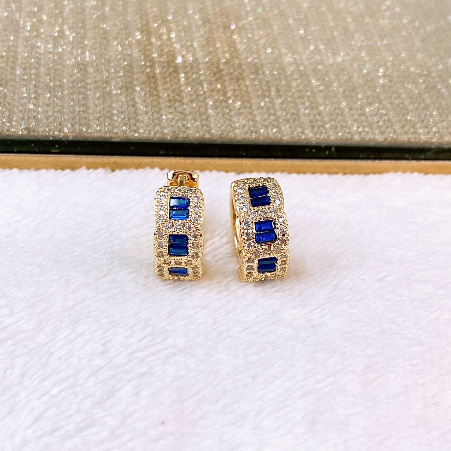 Arete de Chapa de Oro COA2812-1