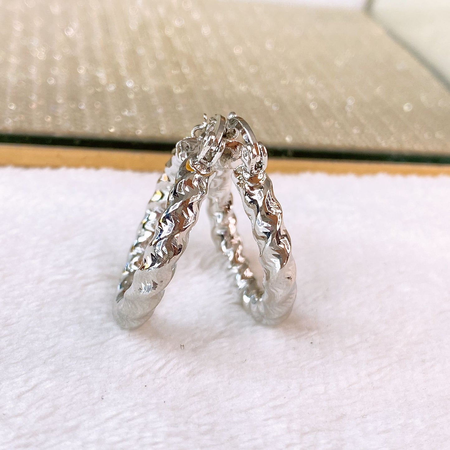 Arete de Chapa de Oro COA2793-1