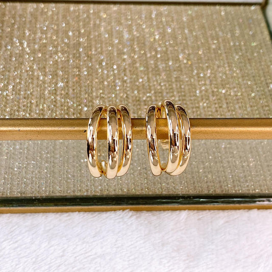 Arete de Chapa de Oro COA2819-1