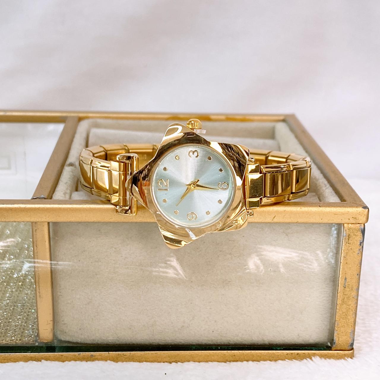 Reloj en Pulsera Italiana de Acero con Baño de Chapa de Oro RJ136-2