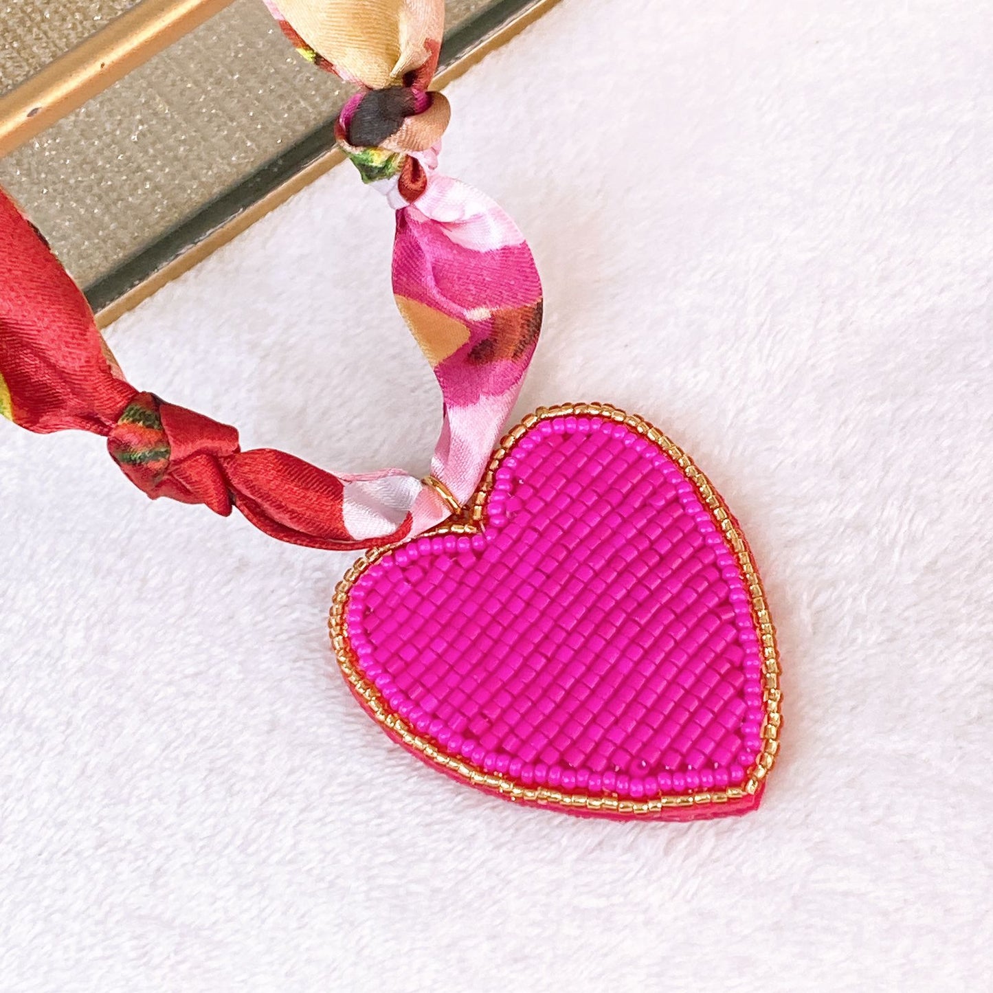 Collar de Tela con chaquira CB926-1