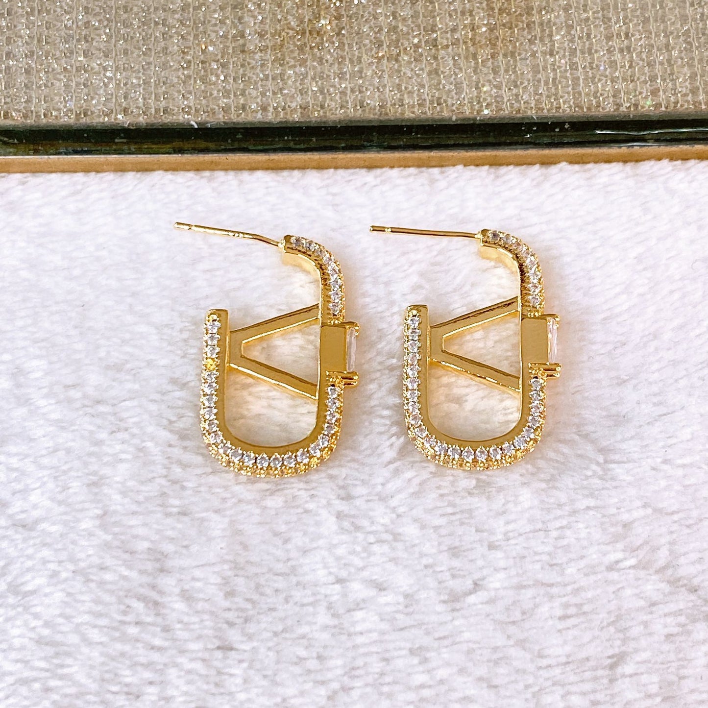 Arete de Chapa de Oro COA2845-1
