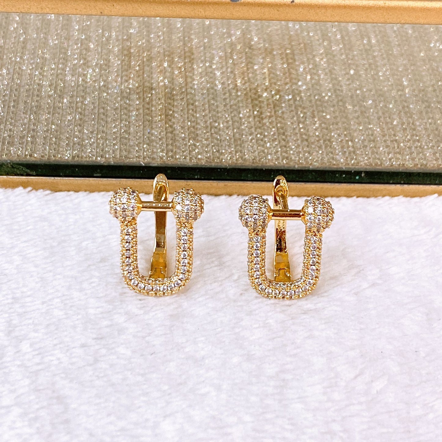 Arete de Chapa de Oro COA2839-1
