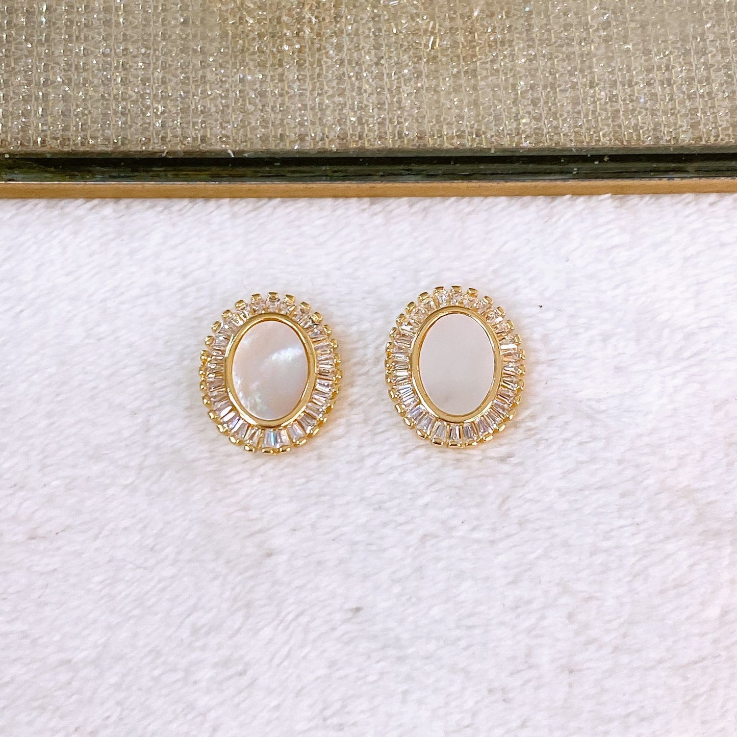 Arete de Chapa de Oro COA2873-1