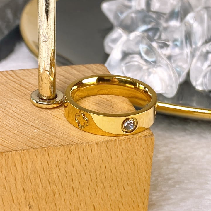 Anillo de Acero Inoxidable Talla #8 RAI1406-8
