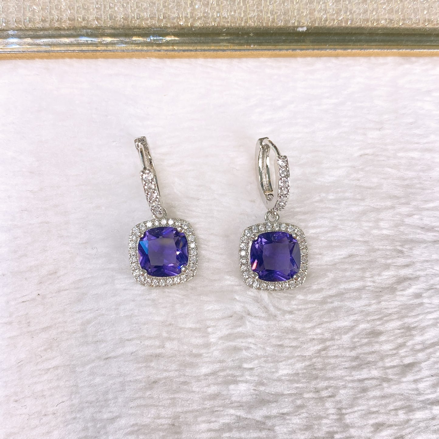 Arete de Chapa de Oro y Zirconias COA2907-2