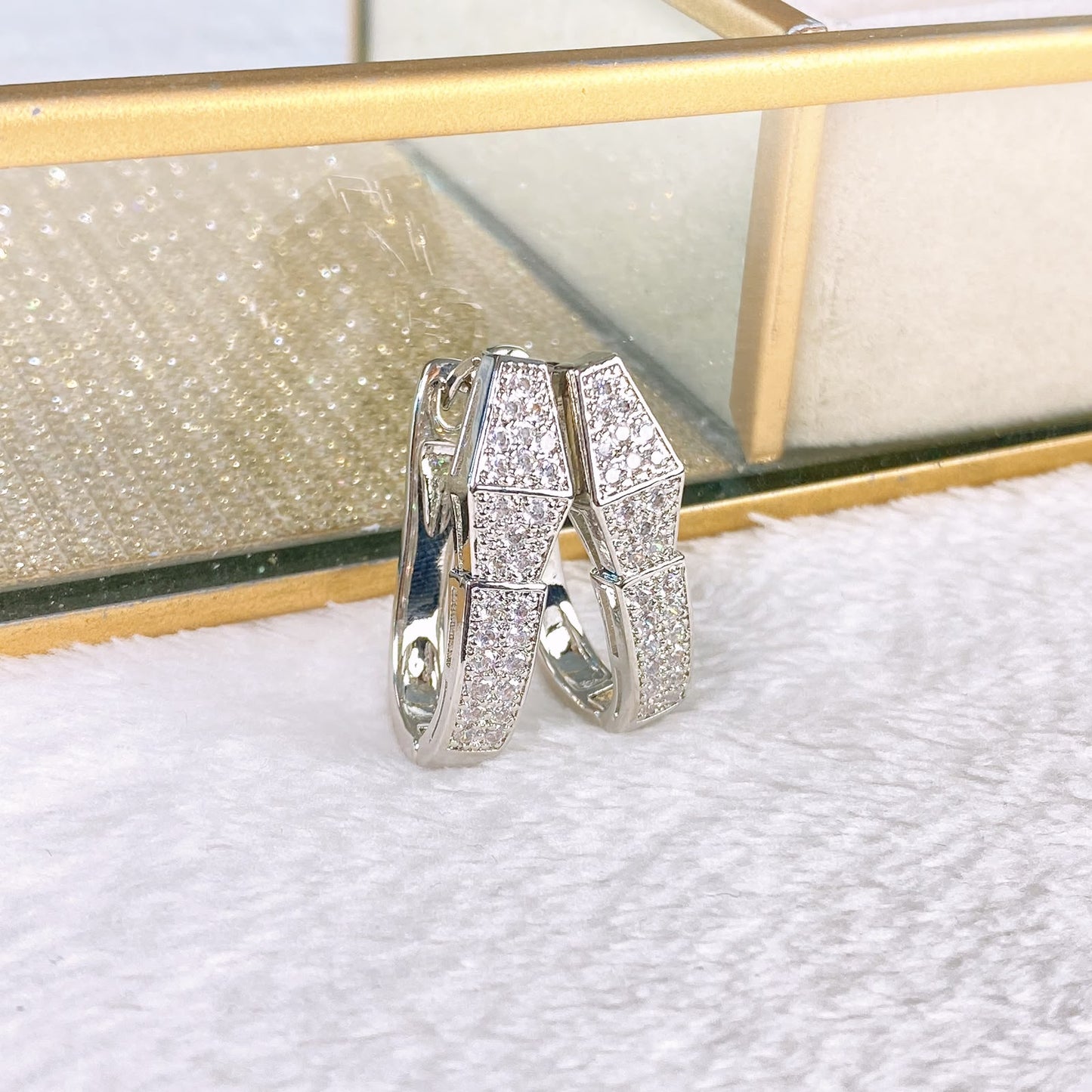 Arete de Chapa de Oro y Zirconias COA2894-2