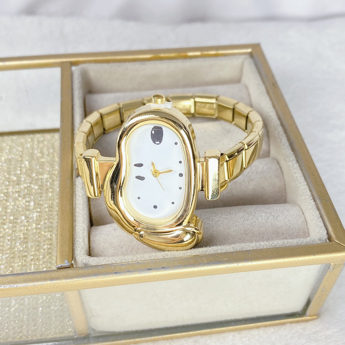 Reloj en Pulsera Italiana de Acero con Baño de Chapa de Oro RJ147-1