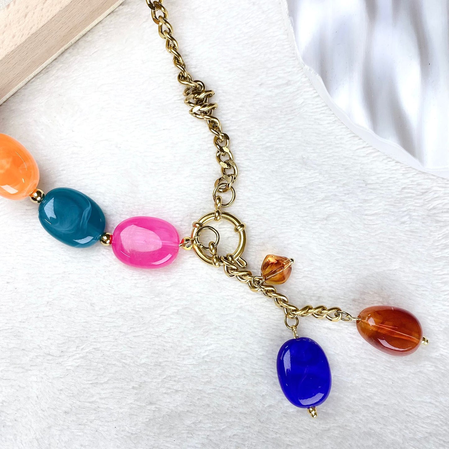 Collar de Acrilico y Acero Inoxidable CAI3486-1