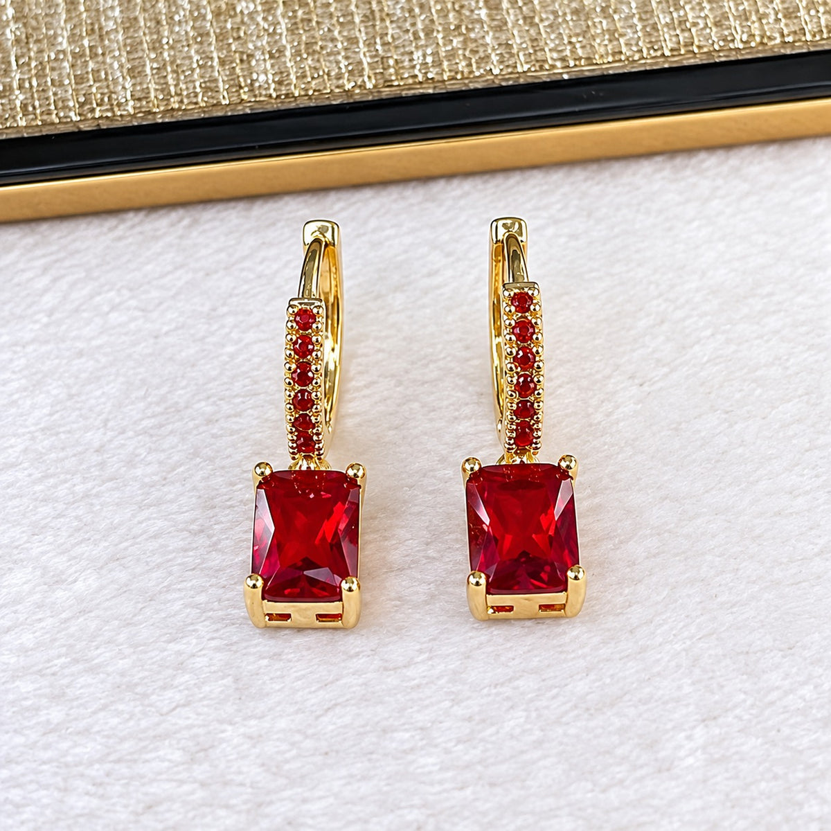 Arete de Chapa de Oro COA2494-5