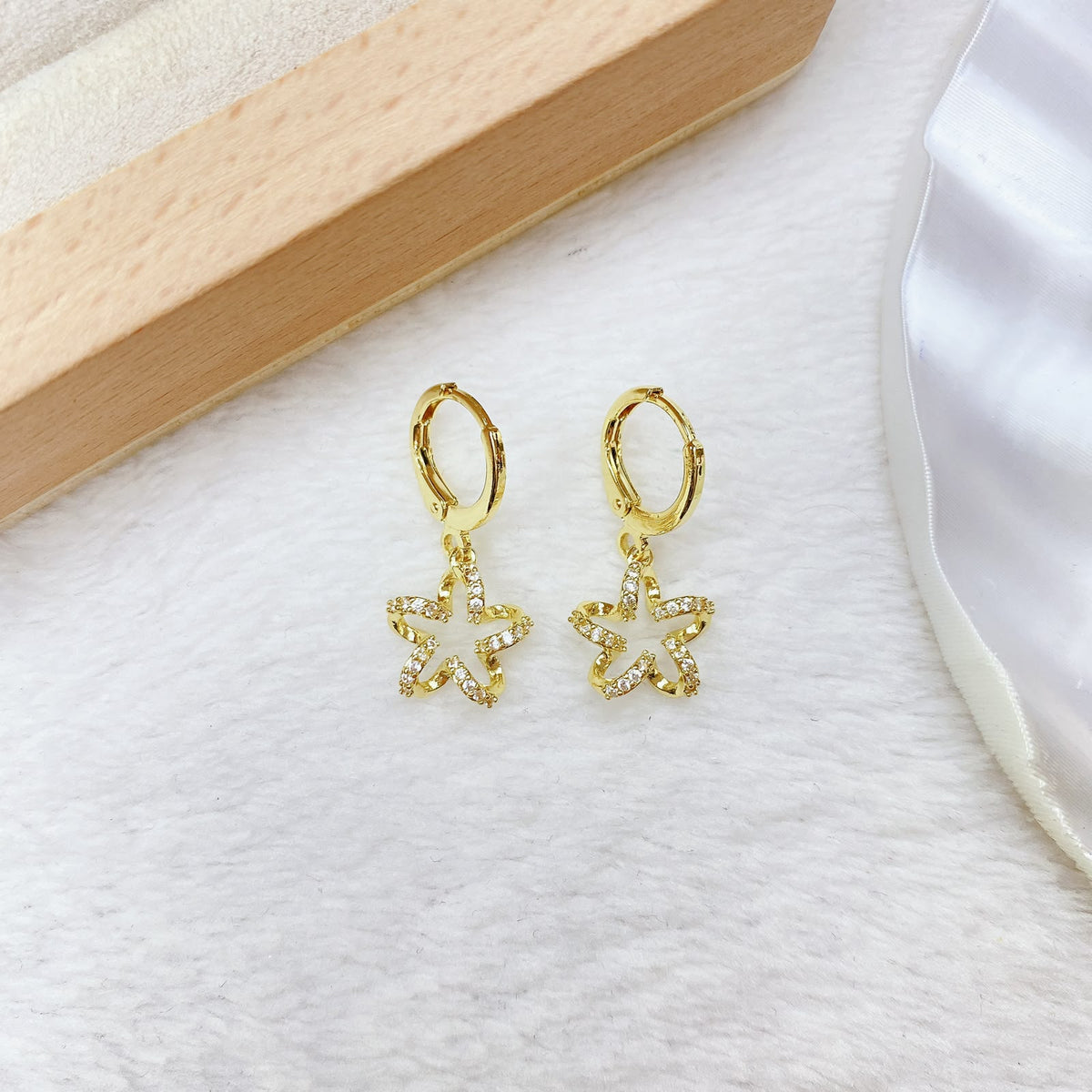 Arete de Chapa de Oro COA2993-1