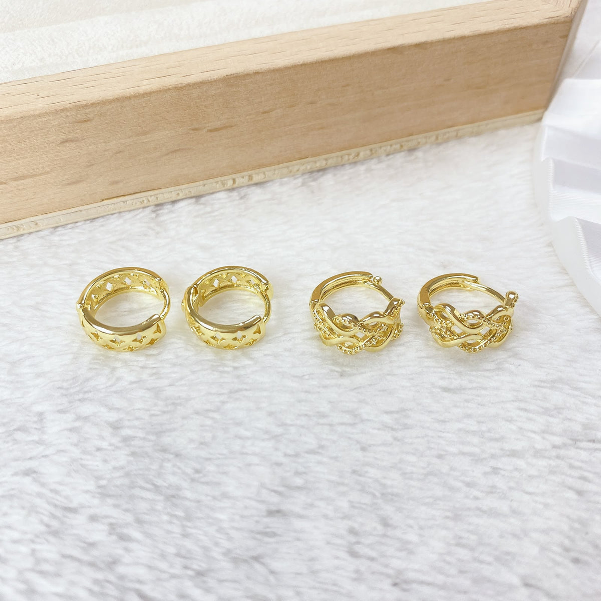 Set de Aretes de Oro Laminado COA2943-8