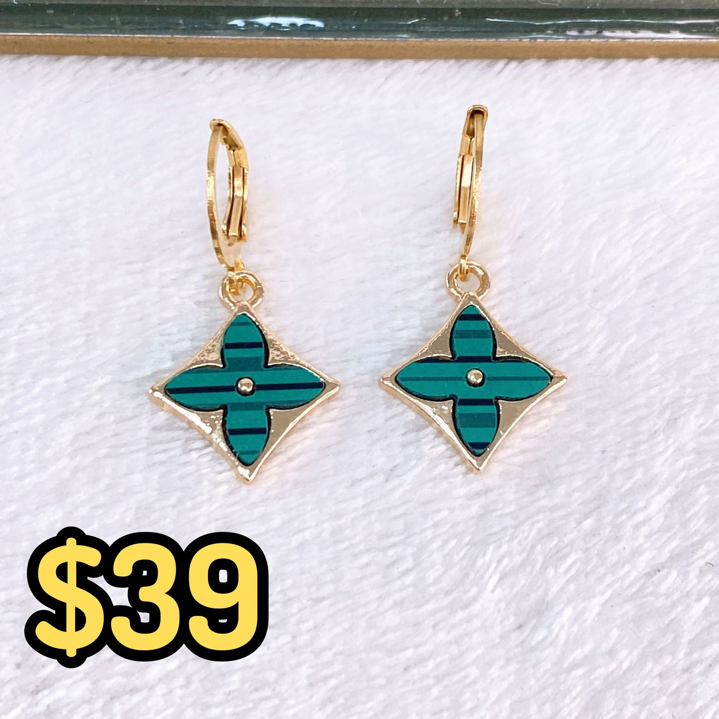 Arete de Chapa de Oro COA2454-3