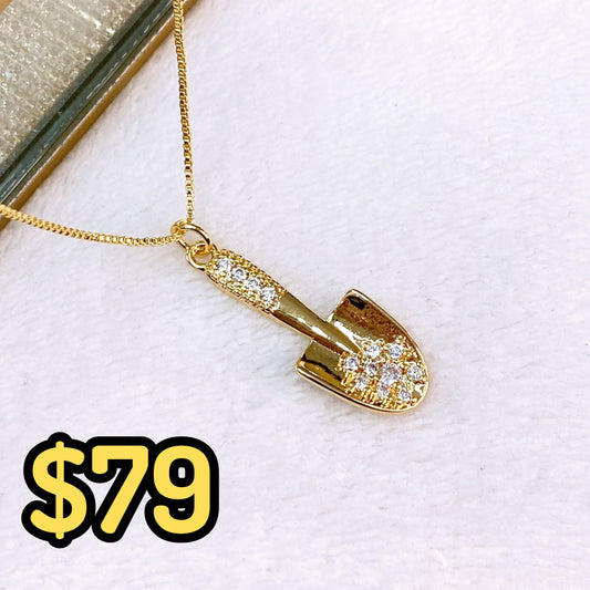 Collar de Chapa de Oro CC2425-1