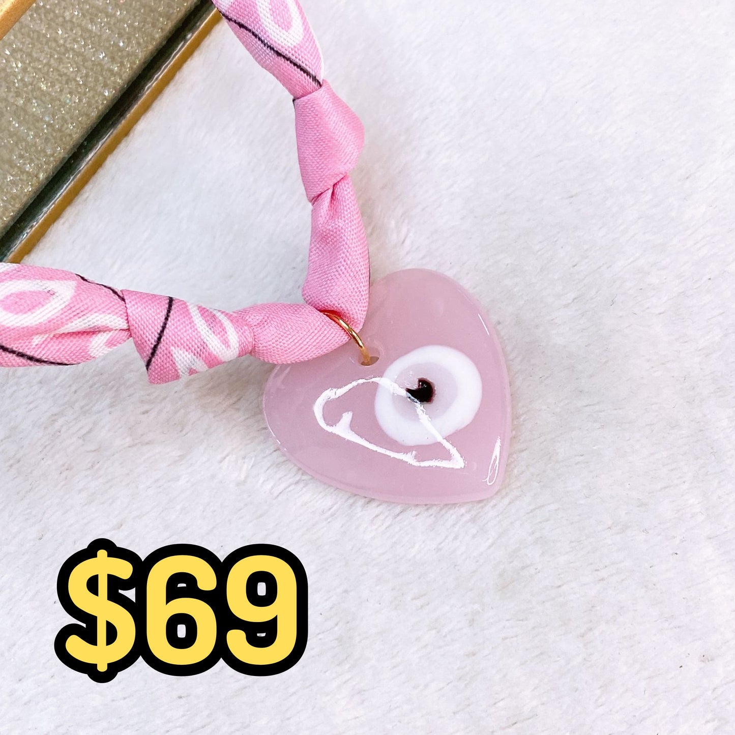 Collar de Tela con Dije de Resina CB905-5