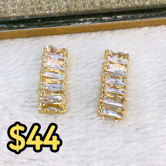Arete de Chapa de Oro COA2021-1