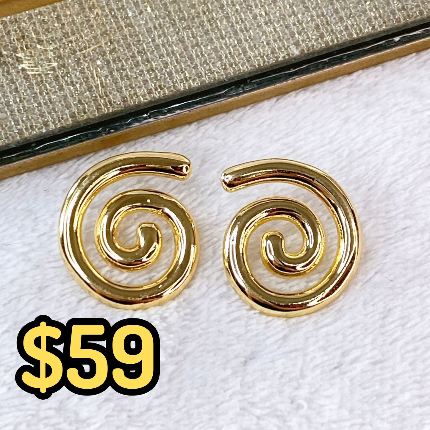 Arete de Chapa de Oro COA2162-1