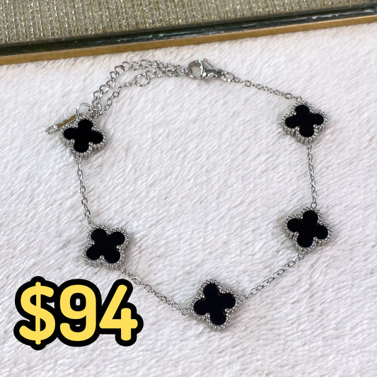 Pulsera de Trebol Mediano de Acero Inoxidable PAI1067-2