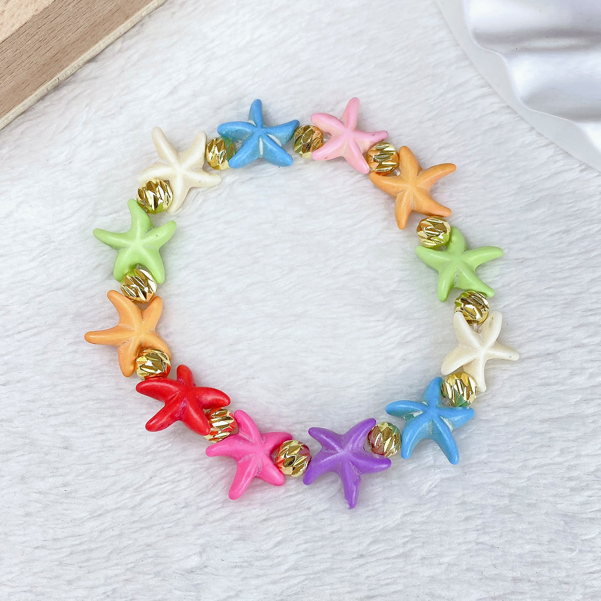Pulsera Resina y Chapa de oro COP1968-1